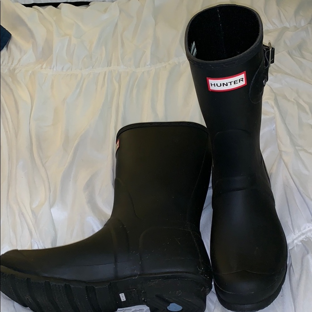 Never worn Matte Hunter Rainboots, Mid-Calf Height